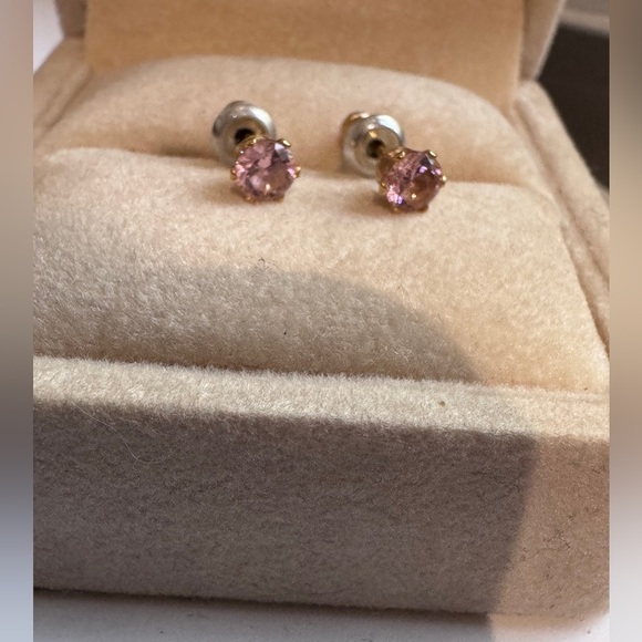 🌸 Elegant Vintage Dainty Pink Crystal Stud Earrings - Picture 6 of 16